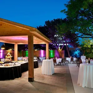 Four Points By Sheraton Toronto Airport 3* Mississauga