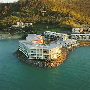 Aparthotel Peninsula Airlie